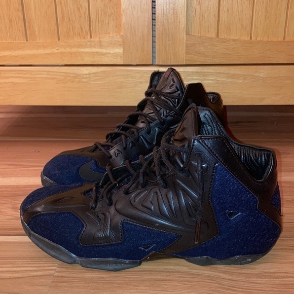 𝅺lebron 11 EXT DENIM QS 'DENIM' - Picture 1 of 6